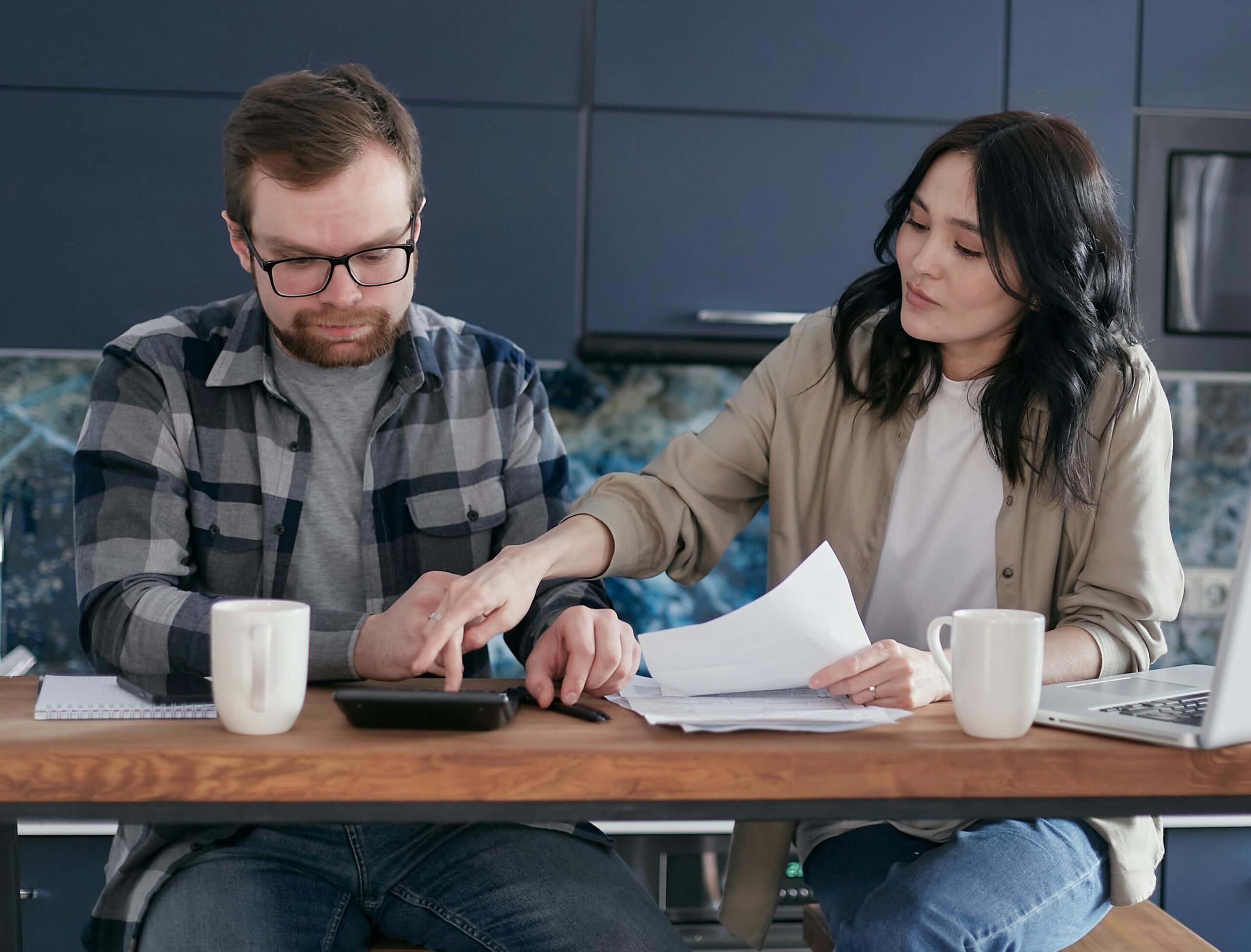 Leia mais sobre o artigo Finanças para Casais: Como Organizar o Orçamento a Dois sem Crises