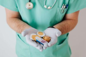 Leia mais sobre o artigo O Verdadeiro Custo da Saúde: Como Economizar no Dia a Dia para Investir no Seu Bem-Estar (e Viver Melhor!)